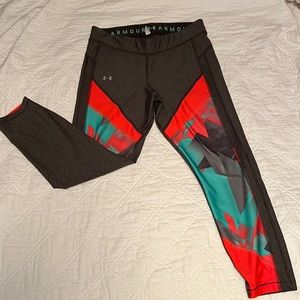 UA womens cropped compression pant